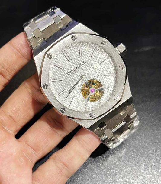 Latest Collection Royal 0ak Pendulum Watch