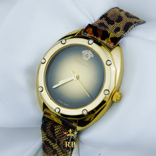 Latest Ladies Collection Magnet Lock Watch